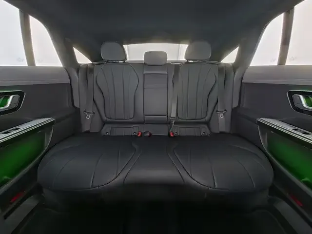 Mercedes-Benz EQE 500