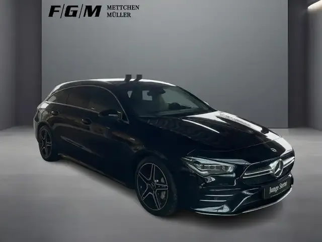 Mercedes-Benz CLA 35 AMG