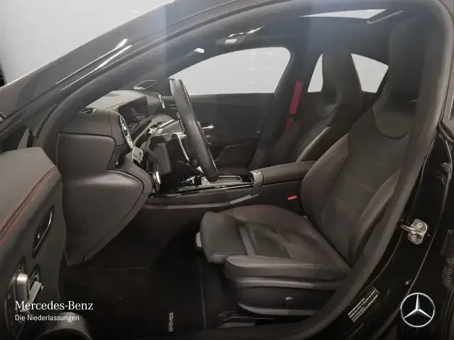 Mercedes-Benz CLA 35 AMG