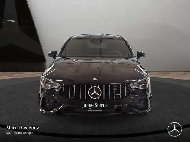 Mercedes-Benz CLA 35 AMG