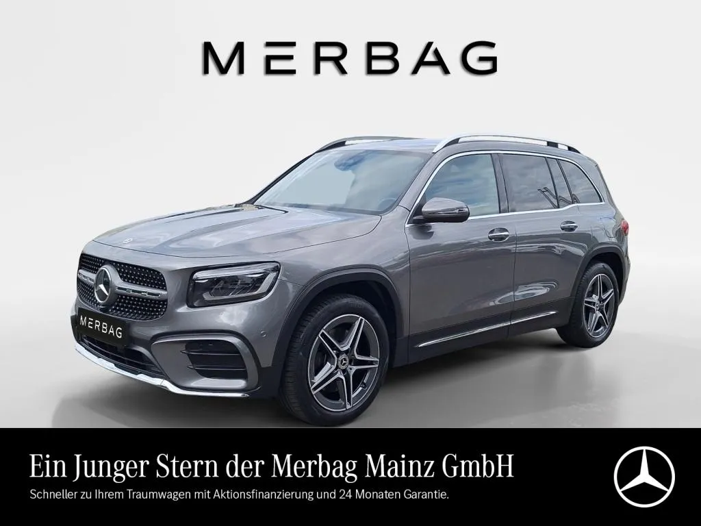 Mercedes-Benz GLB 220