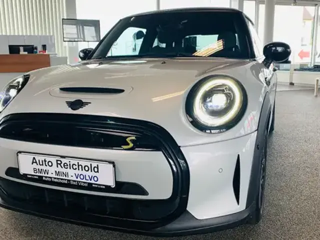 MINI Cooper SE