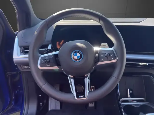 BMW 230