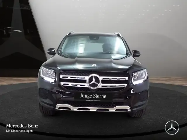 Mercedes-Benz GLB 180