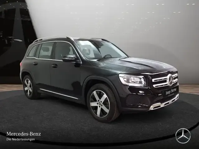 Mercedes-Benz GLB 180