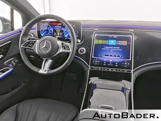 Mercedes-Benz EQE 300