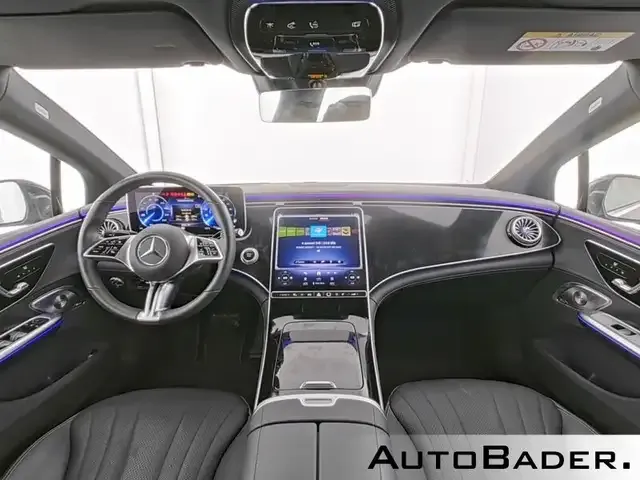 Mercedes-Benz EQE 300
