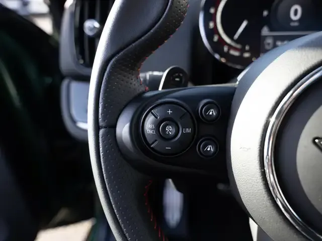 MINI John Cooper Works Countryman