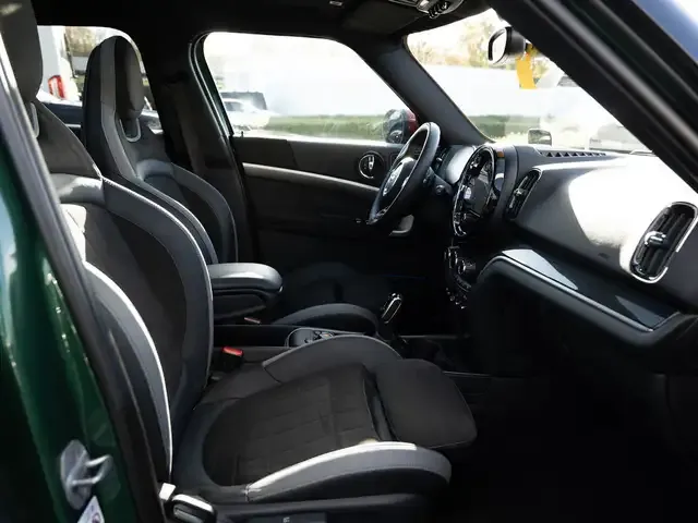 MINI John Cooper Works Countryman