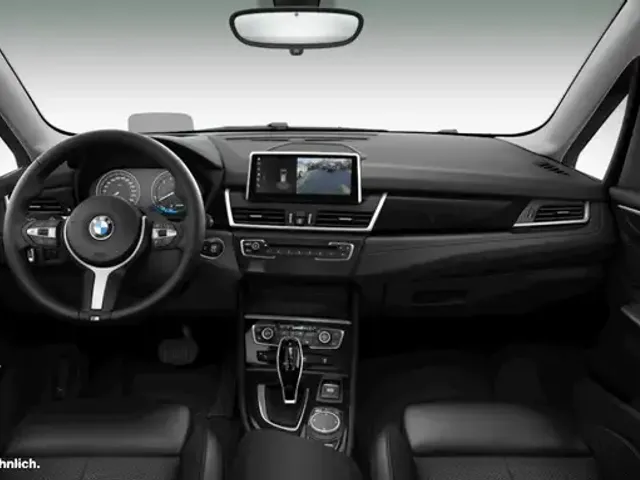 BMW 220