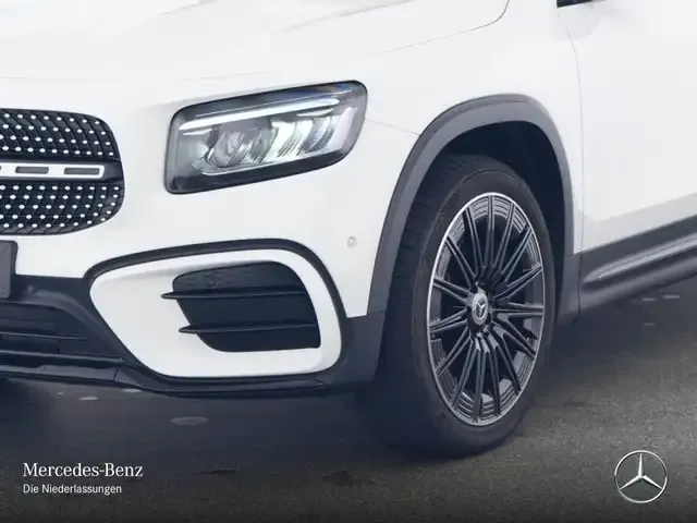 Mercedes-Benz GLB 180
