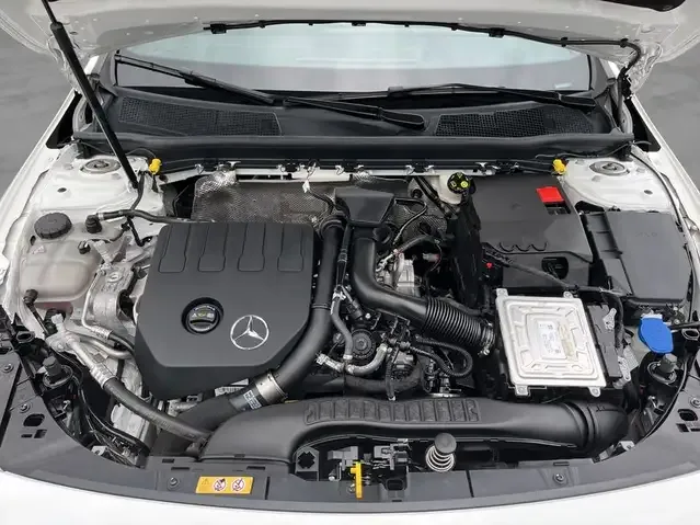 Mercedes-Benz CLA 180