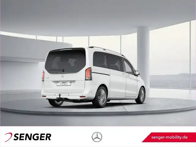 Mercedes-Benz V 220