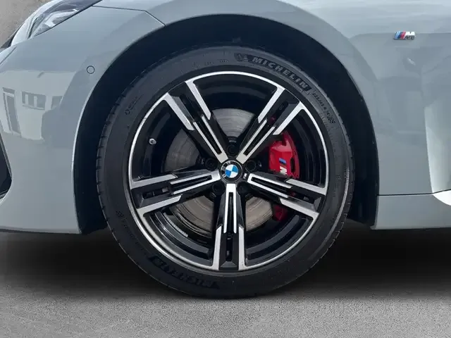 BMW 230