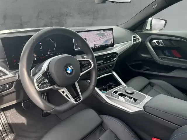 BMW 230