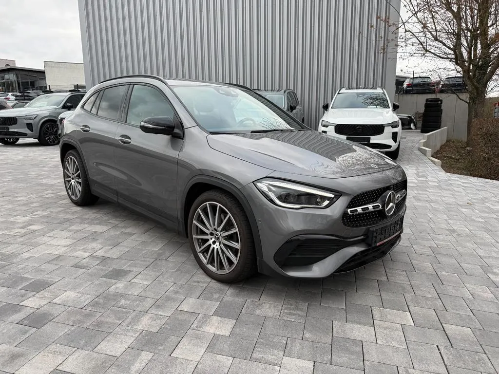 Mercedes-Benz GLA 250