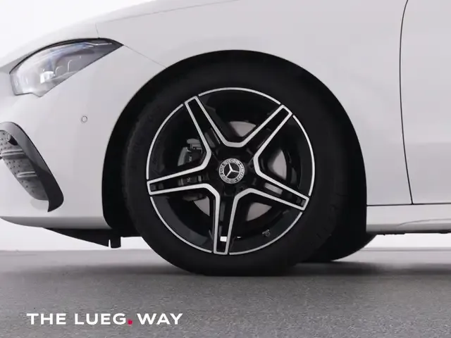 Mercedes-Benz CLA 180