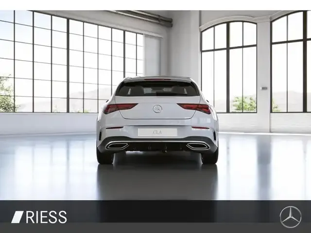 Mercedes-Benz CLA 200