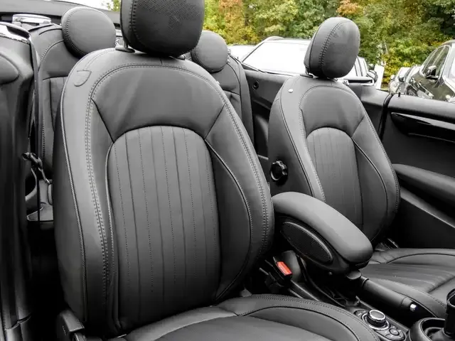 MINI Cooper C Cabrio