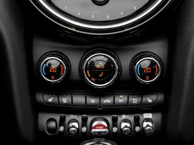 MINI Cooper C Cabrio