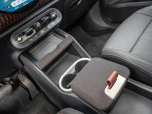 MINI Cooper SE Countryman
