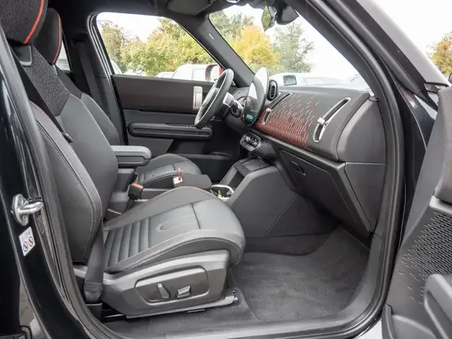 MINI Cooper SE Countryman