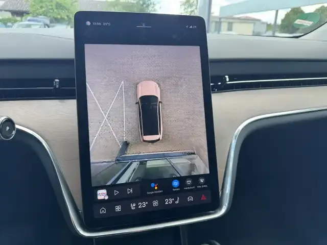 Volvo EX90