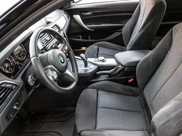 BMW 240