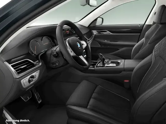 BMW 740