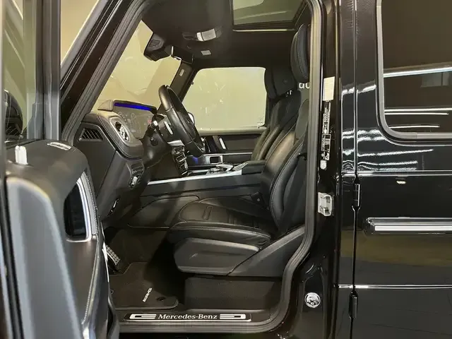 Mercedes-Benz G 400
