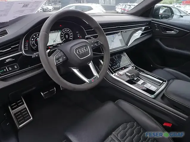 Audi RS Q8