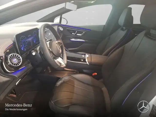 Mercedes-Benz EQE 300