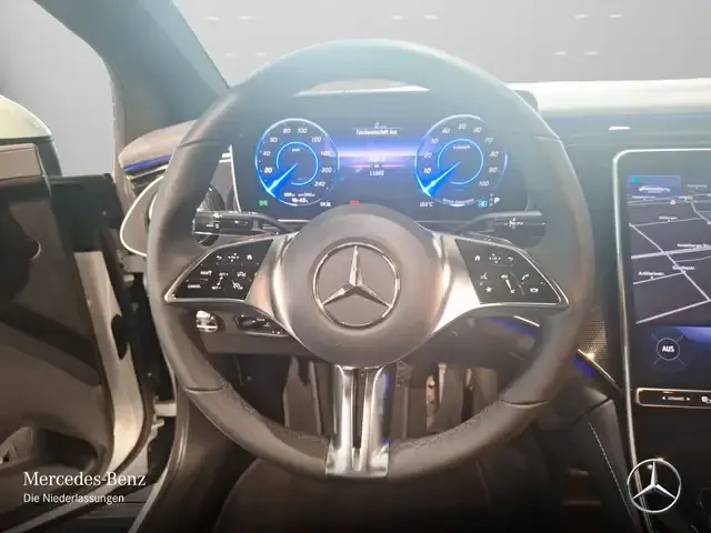 Mercedes-Benz EQE 300
