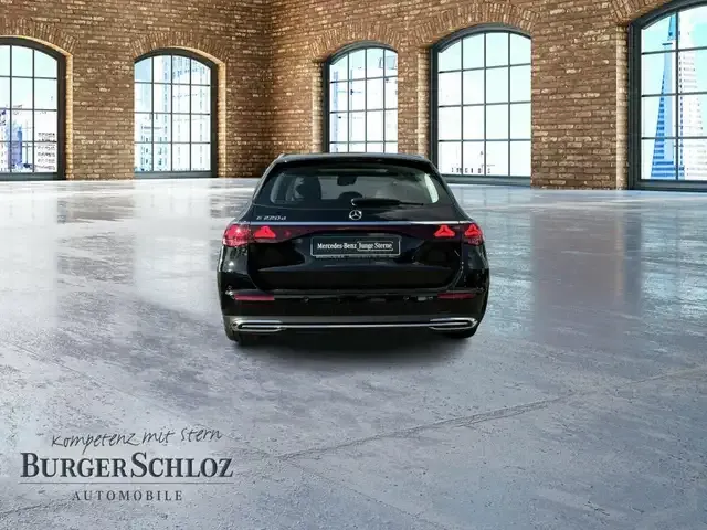 Mercedes-Benz E 220