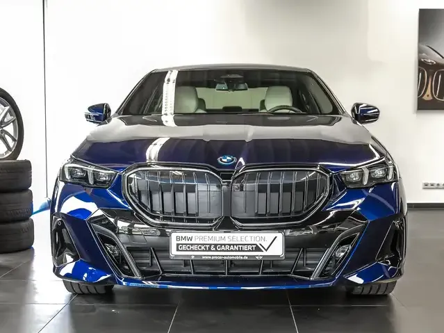 BMW 550