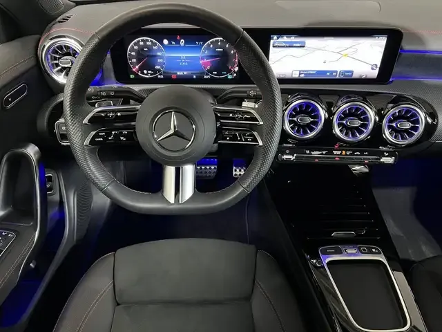 Mercedes-Benz CLA 180