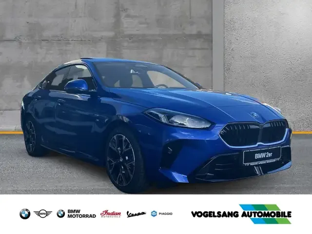 BMW 220