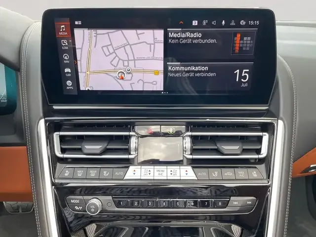 BMW 840