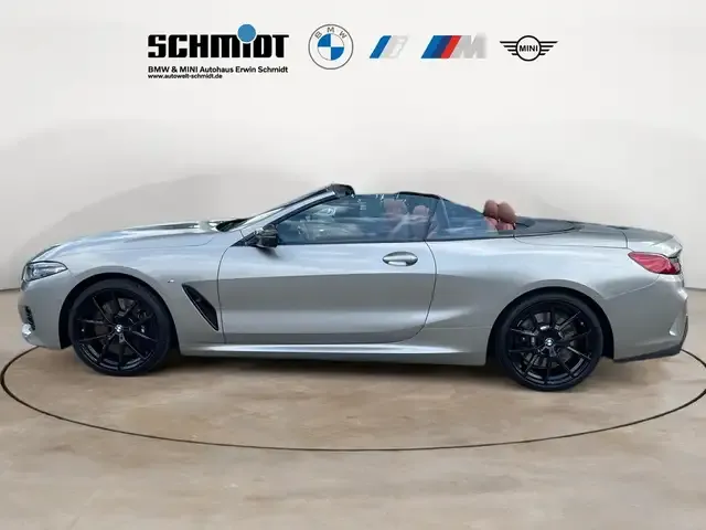BMW 840