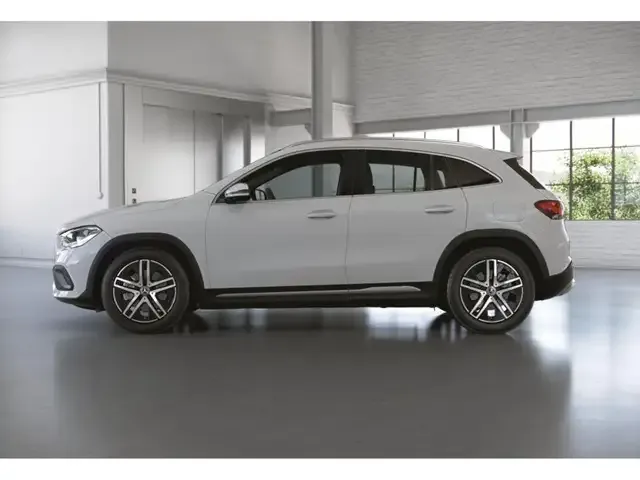 Mercedes-Benz GLA 250