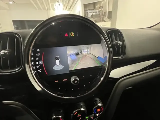 MINI Cooper SE Countryman