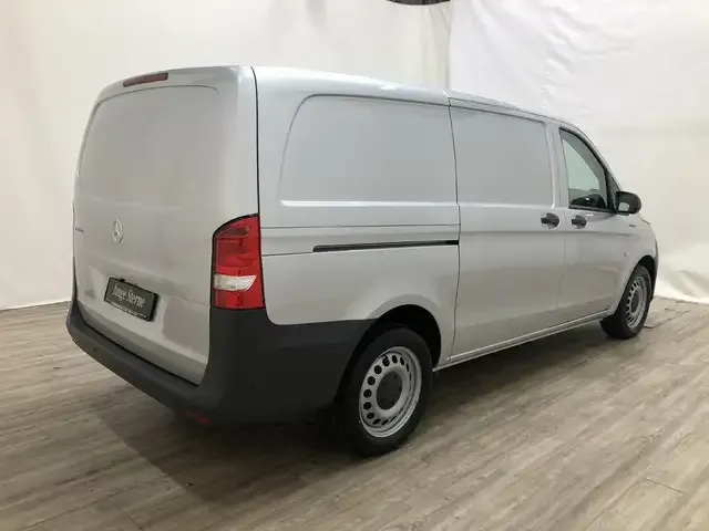 Mercedes-Benz Sonstiges
