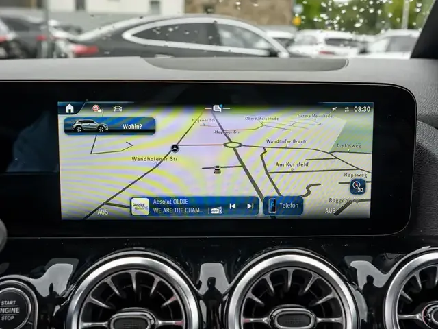 Mercedes-Benz GLA 200