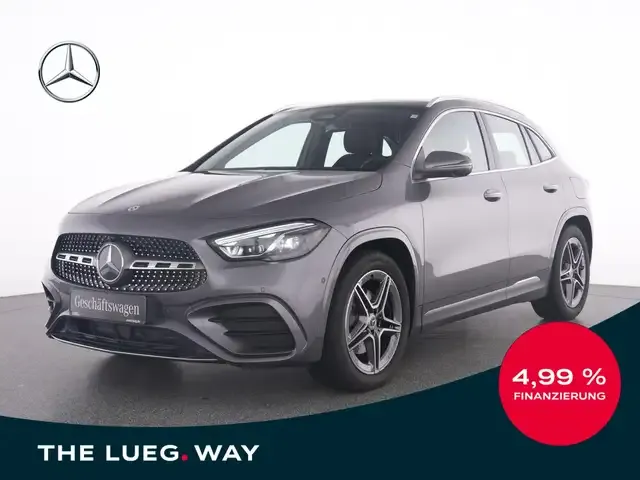 Mercedes-Benz GLA 200