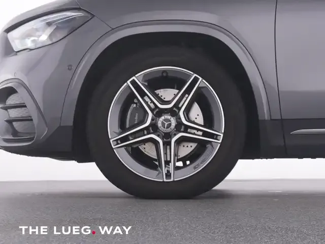 Mercedes-Benz GLA 200
