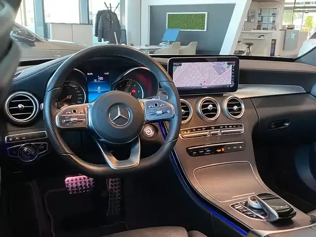 Mercedes-Benz C 220