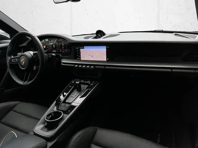 Porsche 992