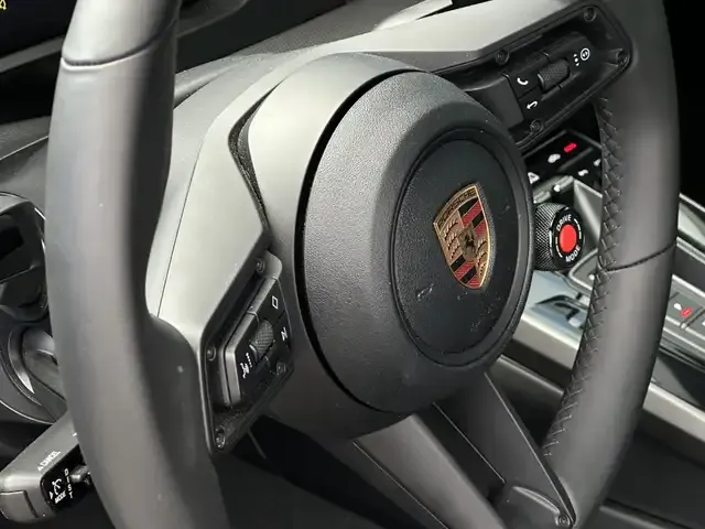 Porsche 992