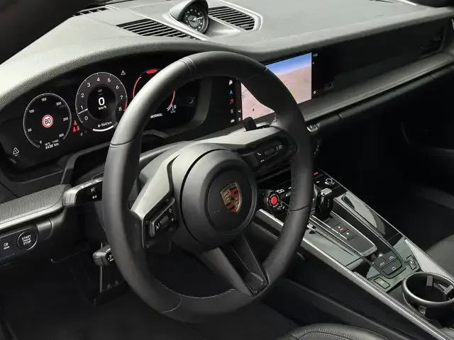 Porsche 992