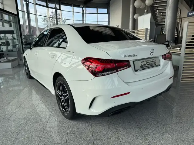Mercedes-Benz A 250